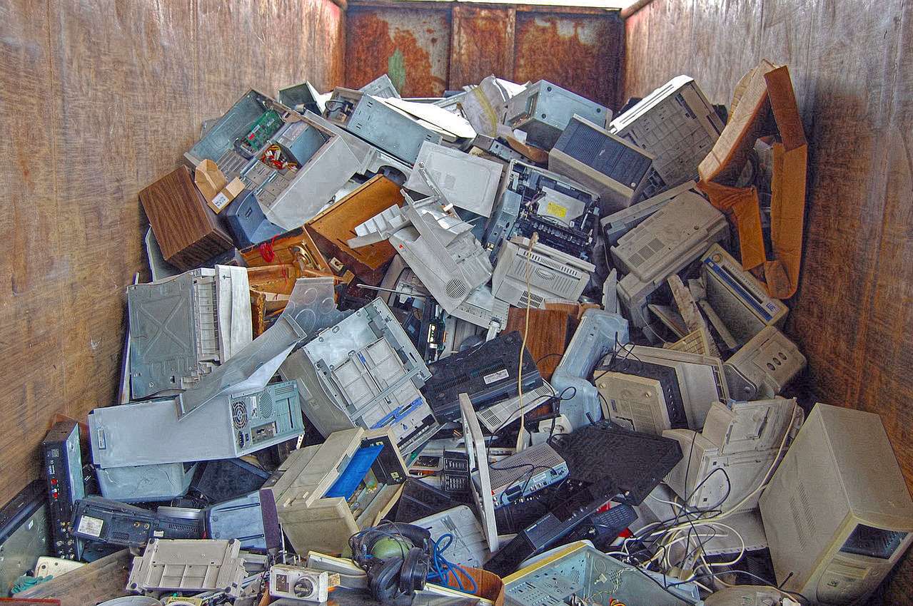 Deșeuri echipamente electrice si electronice